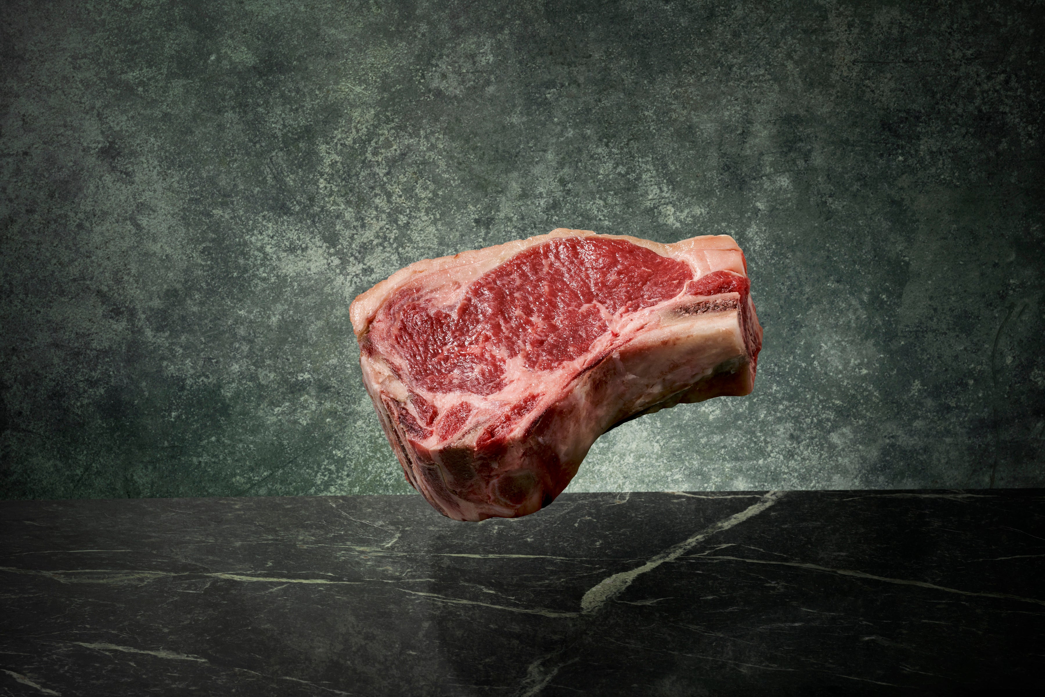 Das Club Steak ist ein Klassiker, der mit seinem großen Roastbeef-Anteil punktet, was die Zartheit des Fleisches erklärt.